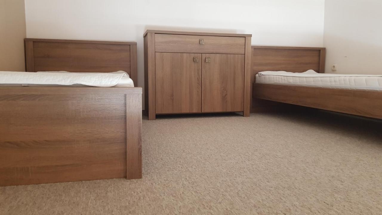 Vegvar Delux Apartman Gyula Dış mekan fotoğraf