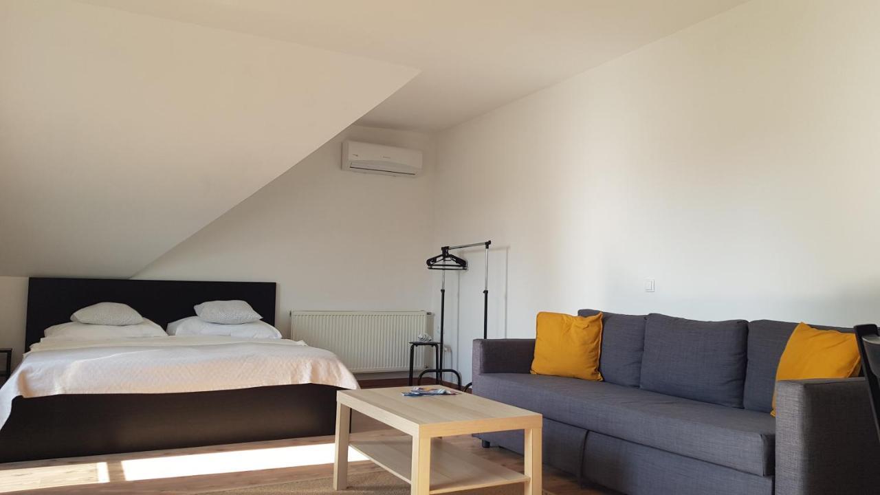 Vegvar Delux Apartman Gyula Dış mekan fotoğraf